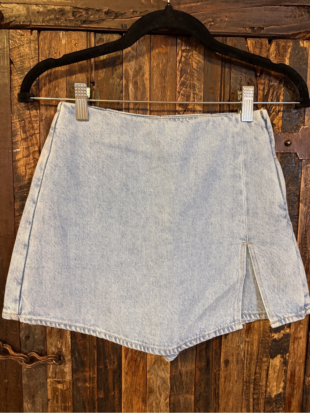 AMISU Women’s Denim Skort Size 2 Light Wash Mini Skirt Shorts Side Zip festival